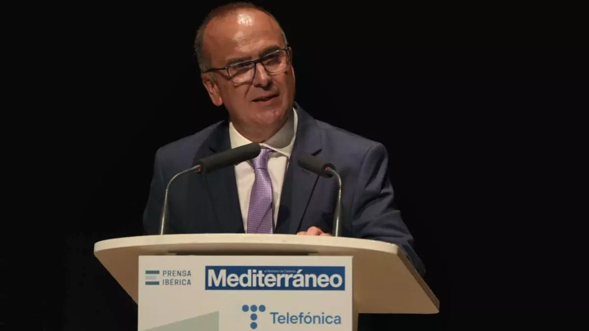 Ángel Báez pone en valor la respuesta de las empresas de Castellón ante los desafíos