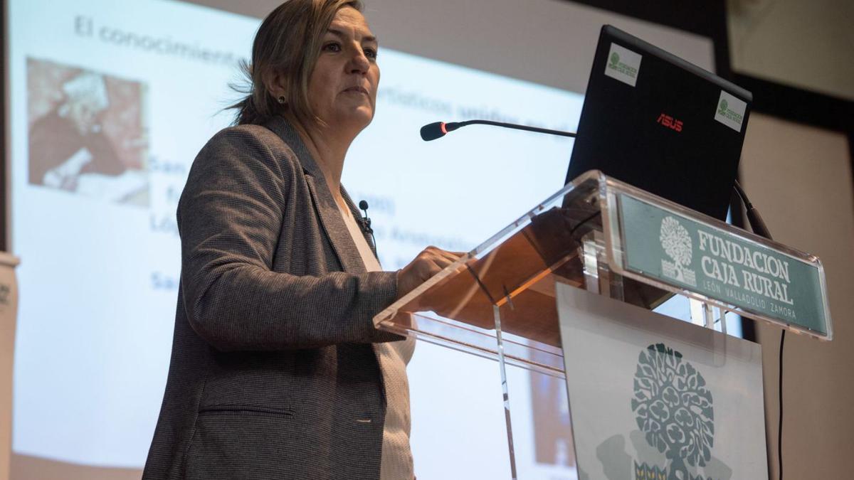 Conferencia de Elena Vecino en las Jornadas Infosalud de la Fundación Caja Rural.