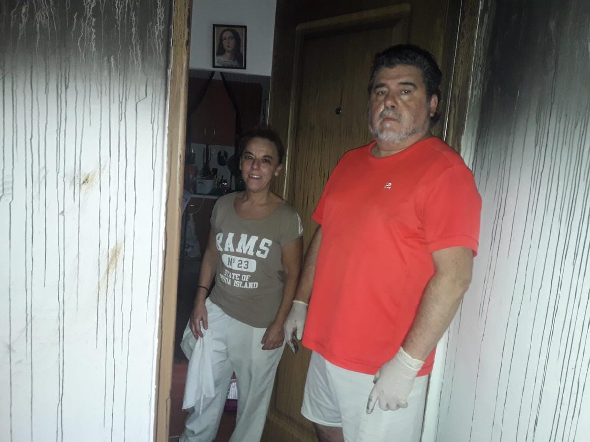 María Isabel Bergasa y Joaquín Baena, en el domicilio de este último.