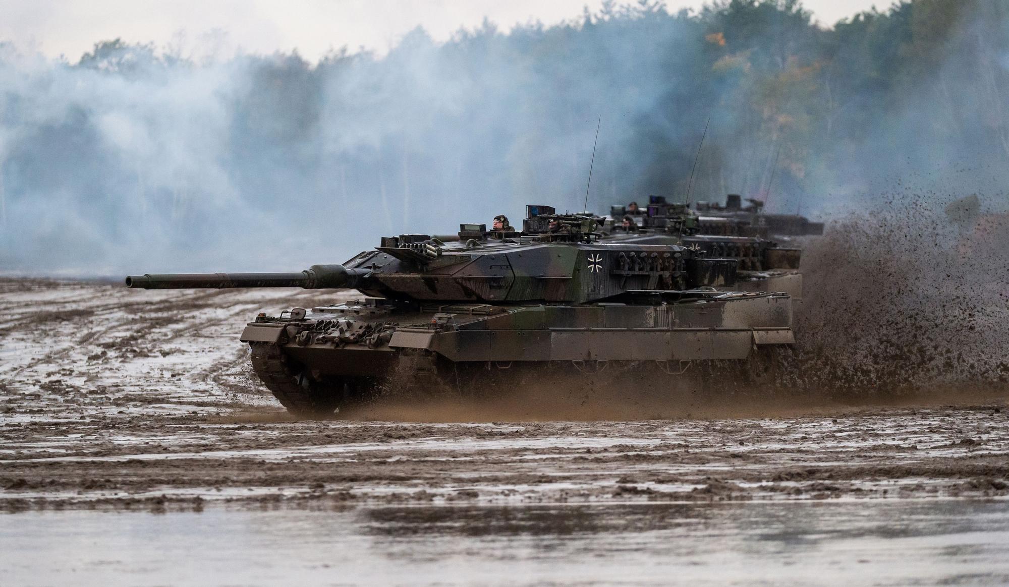 Un tanque Leopard 2A6 durante unos ejercicios de entrenamiento, en 2019.