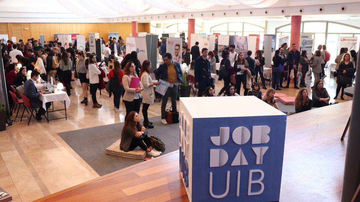 Nueva edición de Job Day, la gran feria de la ocupación en Mallorca se celebra en la UIB