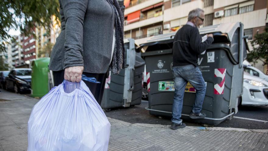 Contenedores de orgánico y recogida puerta a puerta, el nuevo modelo de l&#039;Eliana