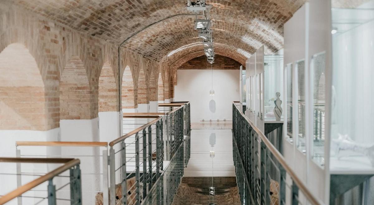 La sala de Els Filtres donde se exponen las obras de la bienal.