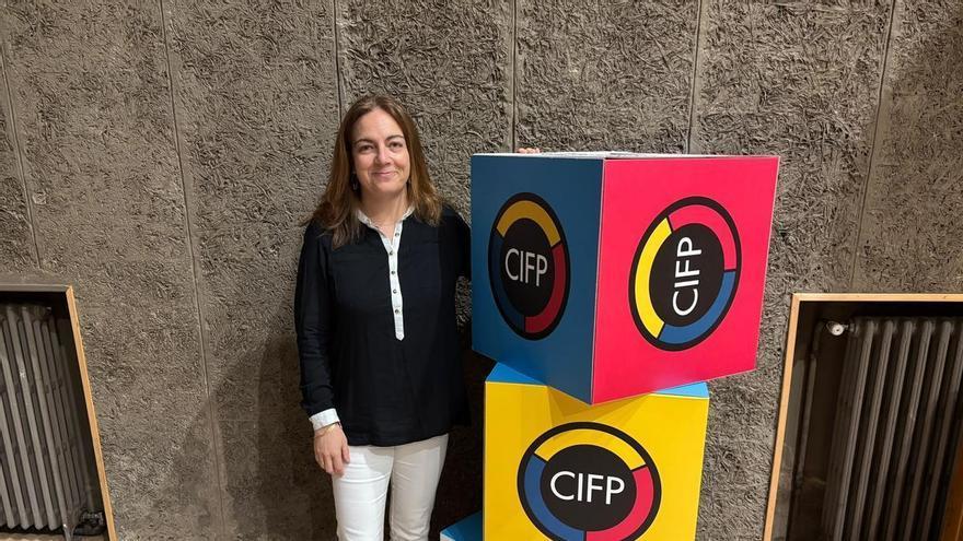 Ana Belén Cristóbal, nueva directora del CIFP de Avilés, busca dignificar la Formación Profesional y romper prejuicios