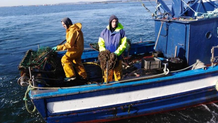 Así lucha Galicia contra la basura marina de sus costas