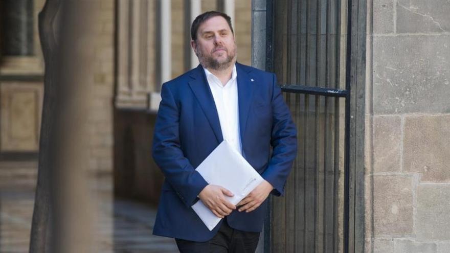 Junqueras plantea que los funcionarios que participen en el referéndum sean voluntarios