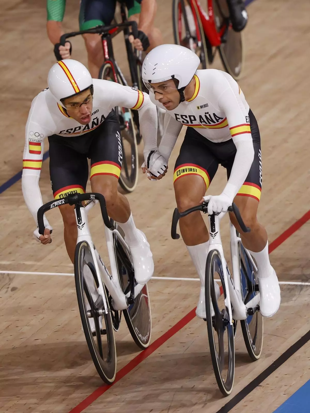 Sebastián Mora y Albert Torres, sextos en el madison