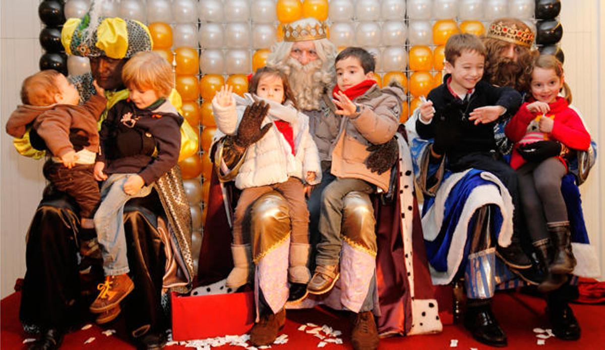 Vigo se rinde al "Mundo máxico" de los Reyes Magos