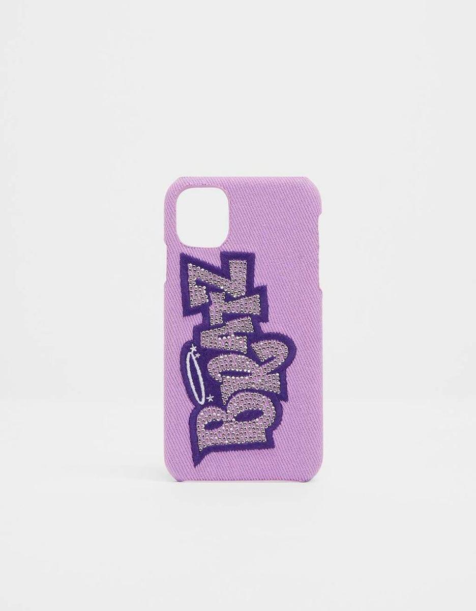 Funda Bratz de Bershka (precio: 7,99 euros)