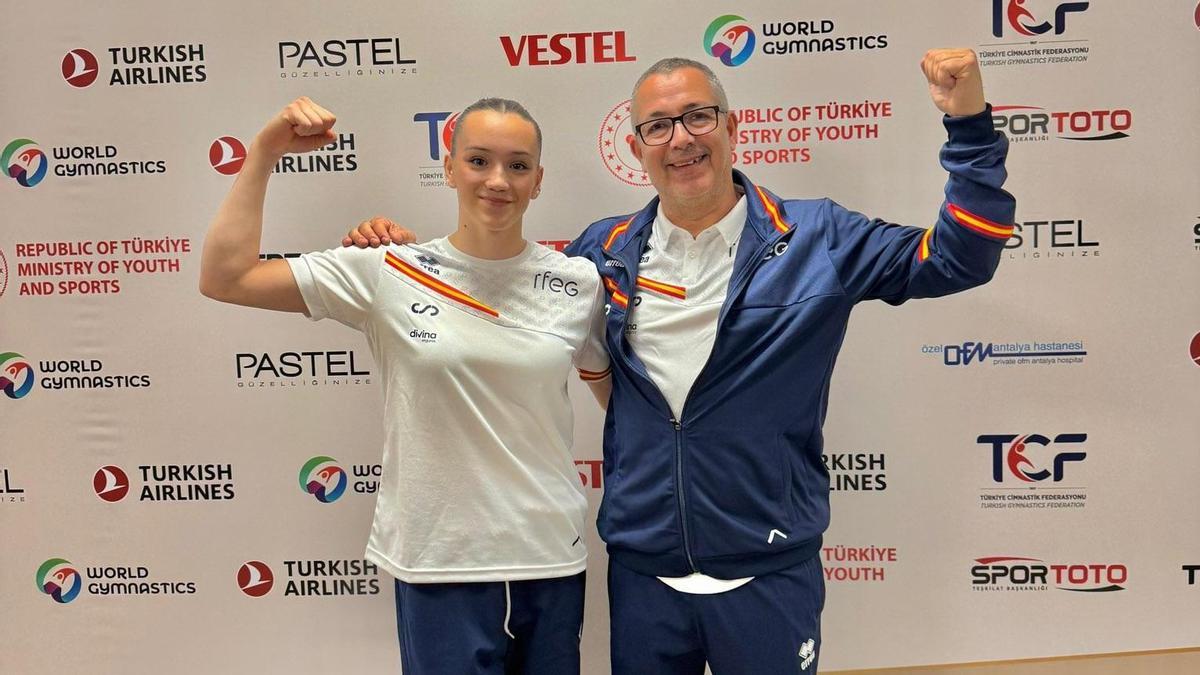 Laia Font i el seu entrenador, Xavier Casimiro