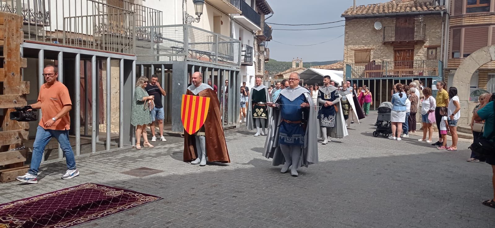 Así ha sido el desfile de la Germantat dels Cavallers de la Conquesta de Castelló en Cinctorres