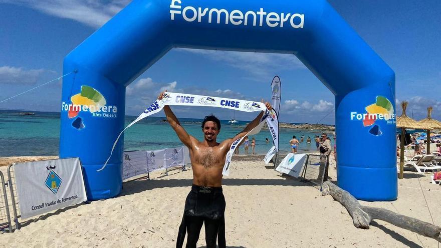 Ultraswim Ibiza, la maratón a nado que une las dos pitiusas
