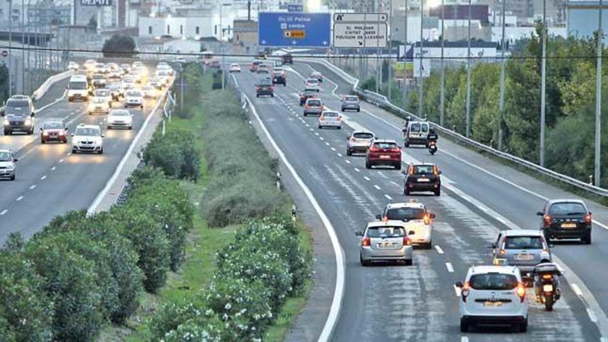 Tramo de la autopista de Llucmajor donde ocurrió ayer el accidente de tráfico mortal.