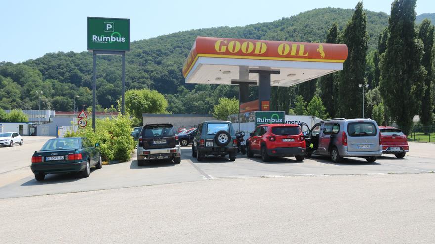 La Garrotxa vol aprofitar aparcaments en polígons i posar línies de bus que connecti amb espais naturals