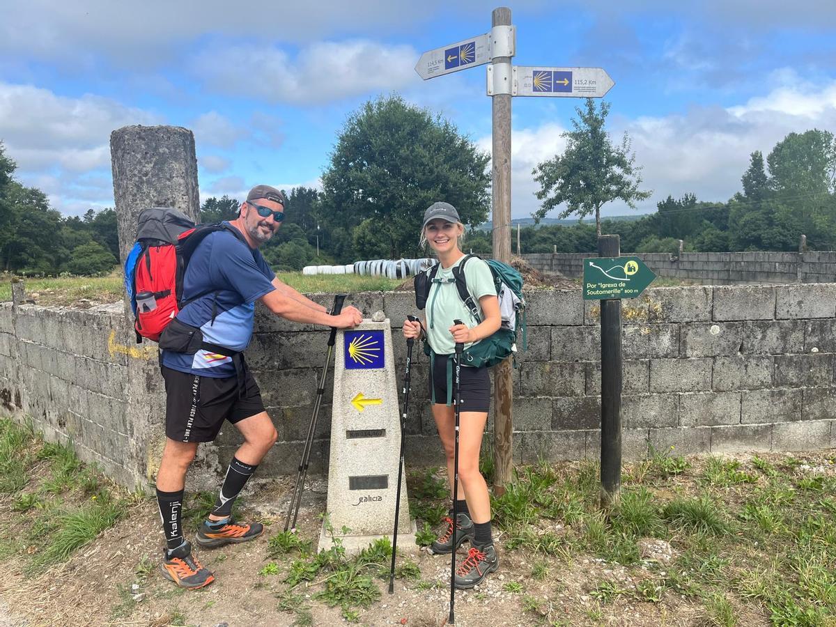 Carlos y Diana en un momento de su peregrinación.