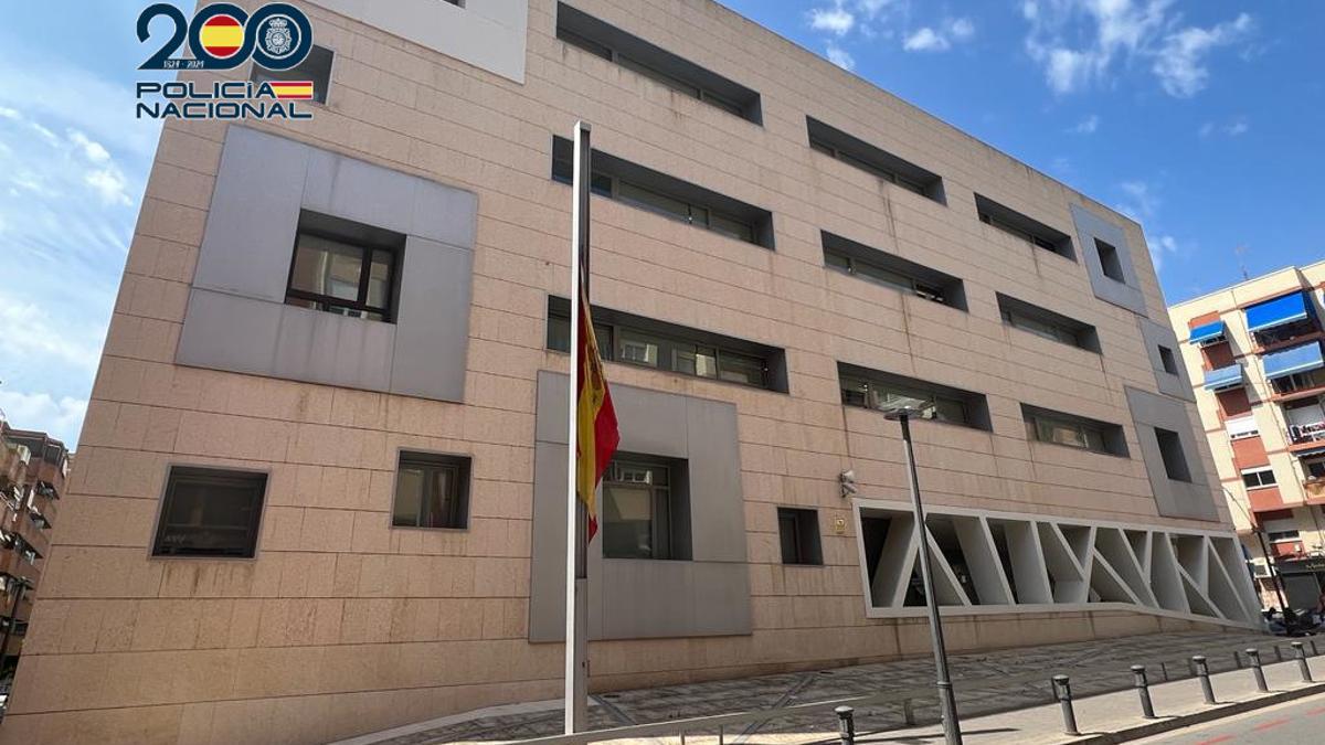 Facha de la Comisaría Provincial de Alicante, desde donde se ha realizado la investigación.