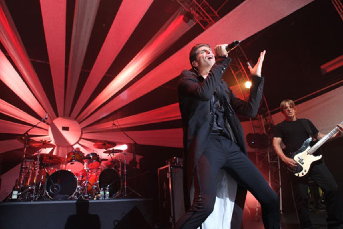 El cantant del grup Jane’s Addiction durant una actuació a Nova York.