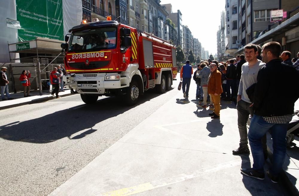 Homenaje al bombero fallecido en el incendio de Uría hace un año