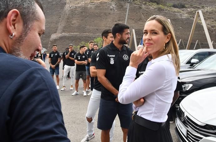 17/09/2019 LAS PALMAS DE GRAN CANARIA.  Entrega de coches Volkswagen a los jugadores de la UD Las Palmas.  Fotógrafa: YAIZA SOCORRO.  | 17/09/2019 | Fotógrafo: Yaiza Socorro