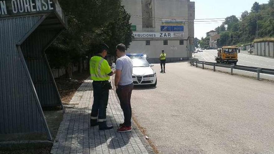 El conductor fue interceptado en Castadón. // Guardia Civil