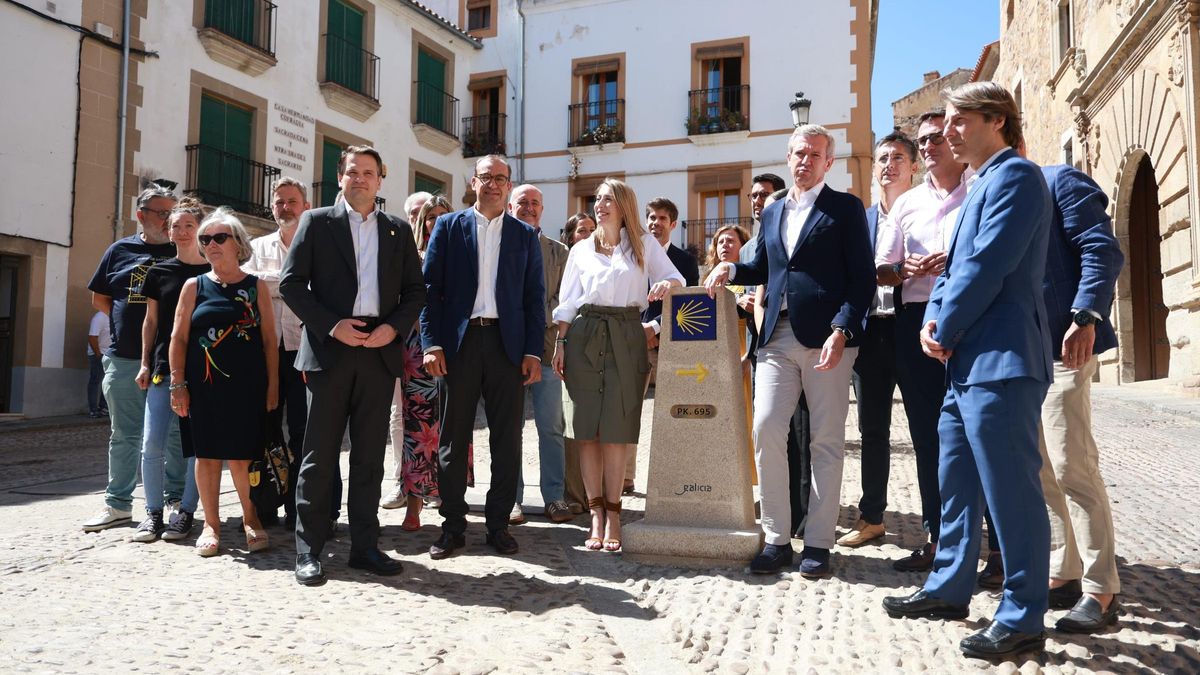 Presentación del nuevo indicador del Camino de Santiago en Cáceres