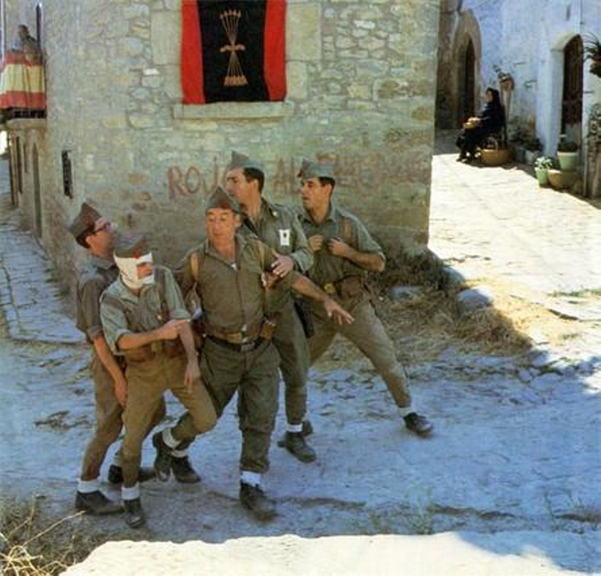 Alfredo Landa, en una escena de la pel·lícula de Luis García Berlanga ’La vaquilla’ (1985).
