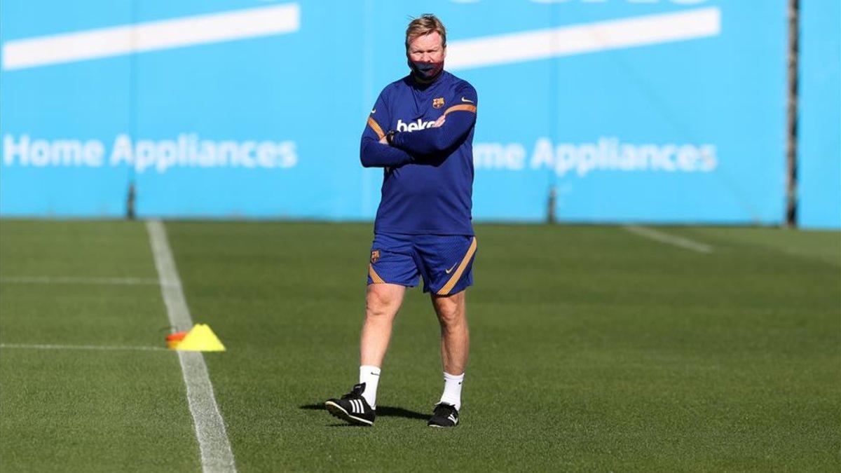 Koeman, en la Ciudad Deportiva Joan Gamper