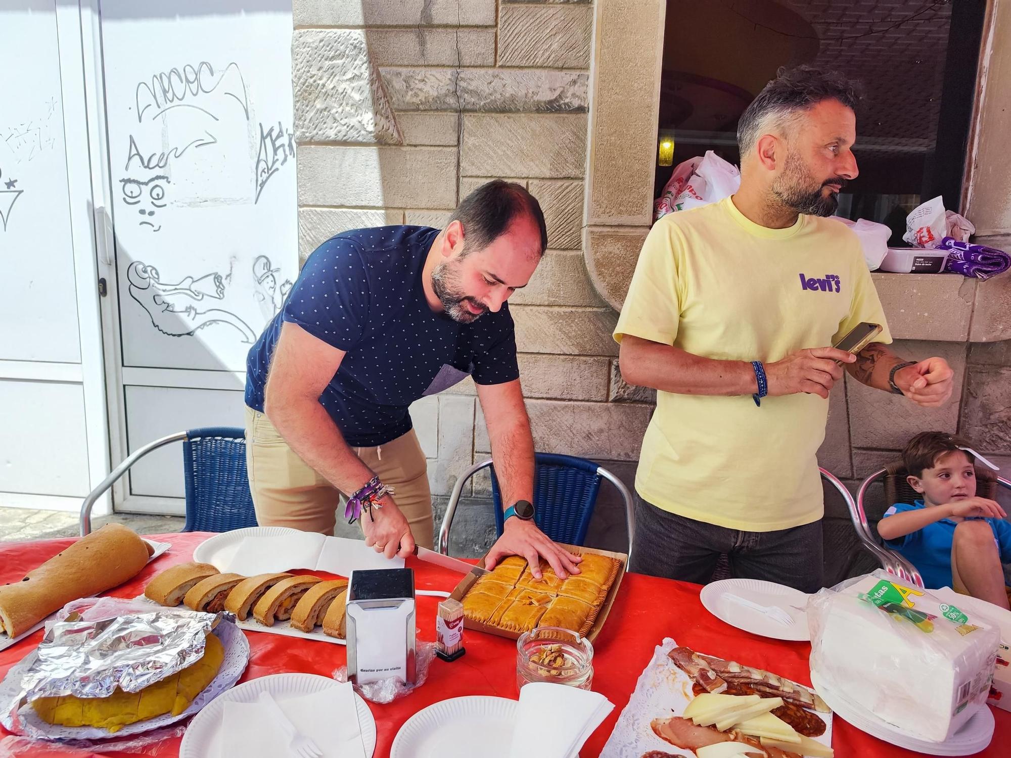 Pravia vive una comida en la calle de récord