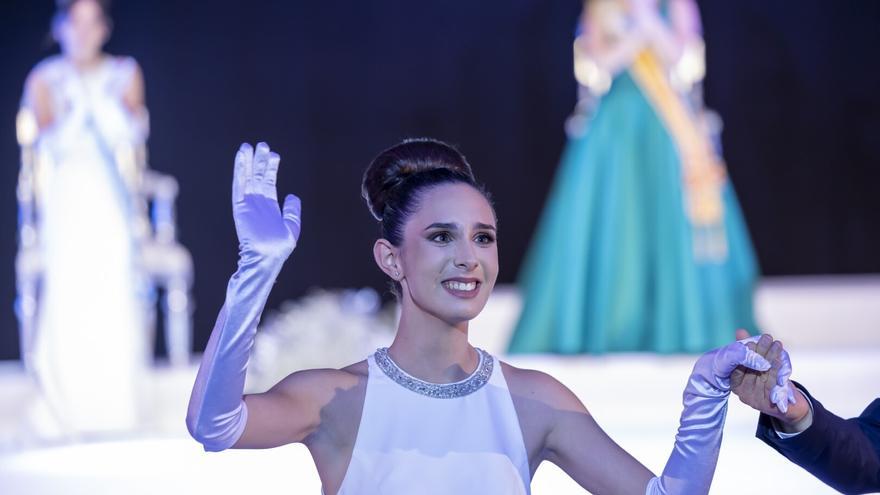 Mireya Hernández Gómez, coronada Reina de la Sal de Torrevieja 2023/2024. Las imágenes de la Gala de Proclamación aquí: