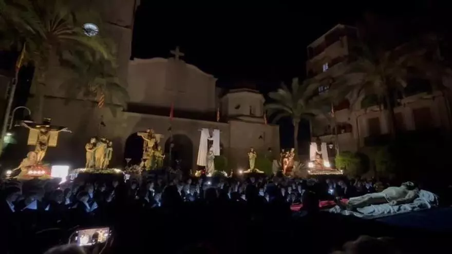Crevillent recupera el "Miserere" en Viernes Santo con una emotiva y renovada interpretación coral