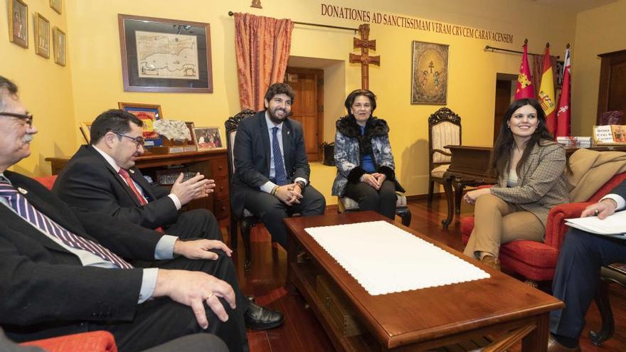 Comunidad y Cofradía de la Vera Cruz trazan la hoja de ruta de los Interjubilares