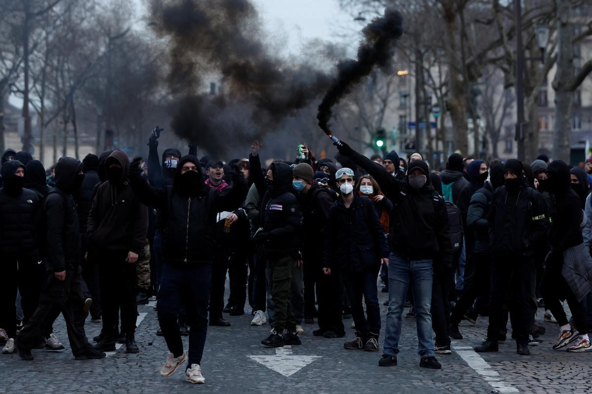 Segundo día de huelgas y manifestaciones en Francia