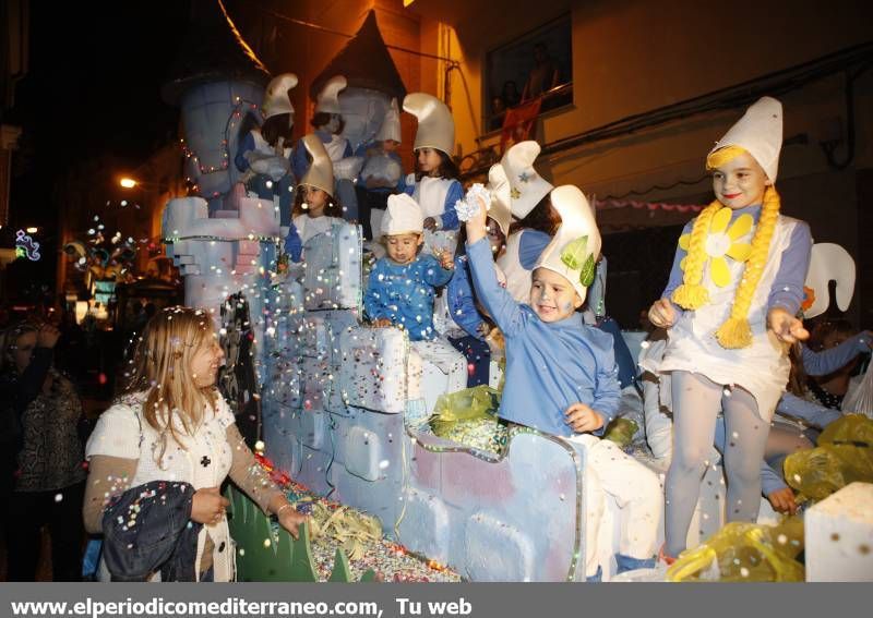 GALERÍA DE FOTOS -- Onda despide sus fiestas con un gran desfile de carrozas