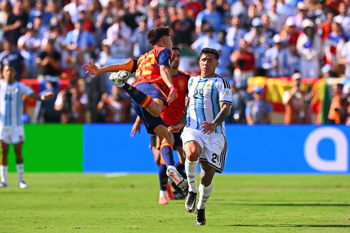 Les imatges de Pau Cubarsí, el primer gironí que guanya el Mundial