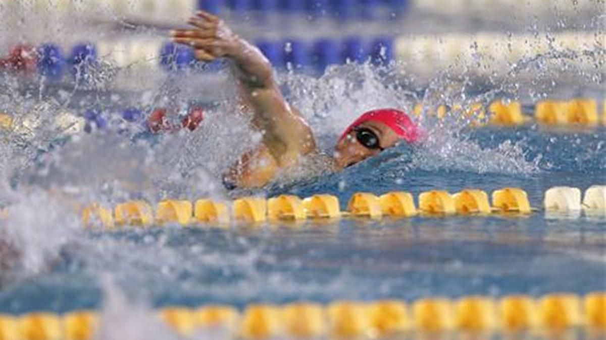 Mireia ya suma cinco mínimas para el Mundial de Kazan tras lograrlas en 200 estilos y 1.500