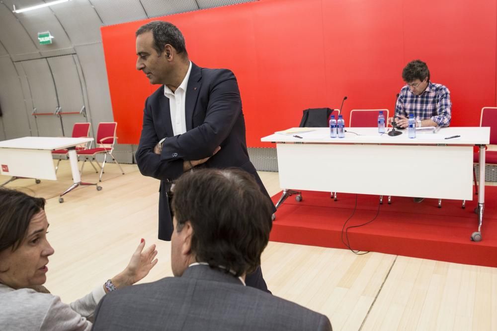 Reunión de cuadros del PSOE en la sede de la FSA en Oviedo