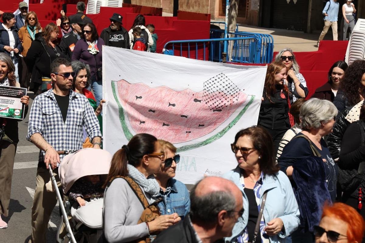 Así ha sido la manifestación de "No a la guerra"