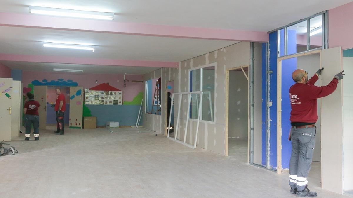 Trabajos en la antigua escuela infantil de Nueva Ciudad, en Mérida.