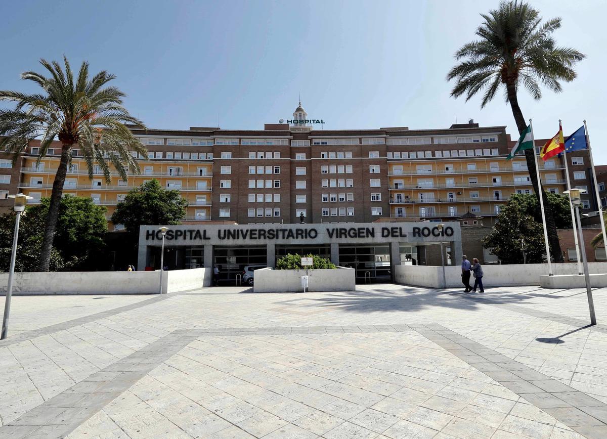 Fachada del Hospital Universitario Virgen del Rocío de Sevilla