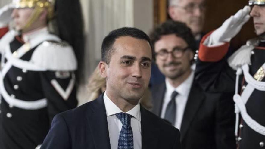 El líder del Moviment 5 Estrelles, Luigi di Maio, després d&#039;una reunió amb el president, Sergio Mattarella