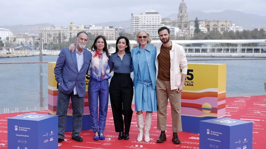 Ramón Barea, Laia Costa, Alauda Ruiz de Azúa, Susi Sánchez y Mikel Bustamante, en el Festival de Málaga.