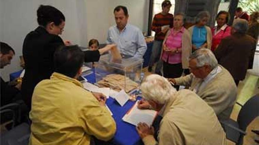 Un fallo al contar los votos de Montijo paraliza la nueva Diputación de Badajoz