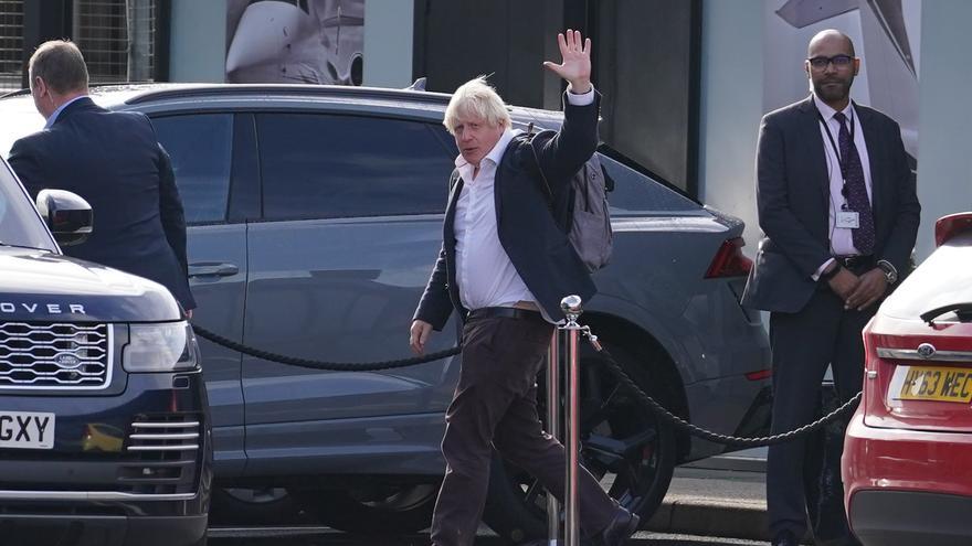 Boris Johnson se retira de la carrera por gobernar el Reino Unido
