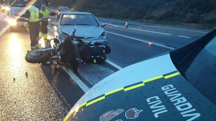 Tres heridos en un accidente en la Puebla de Alfindén