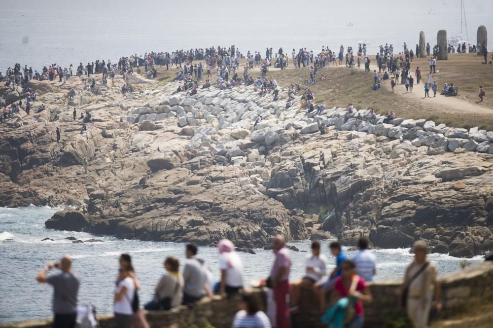La Regata de Grandes Veleros abandona a A Coruña