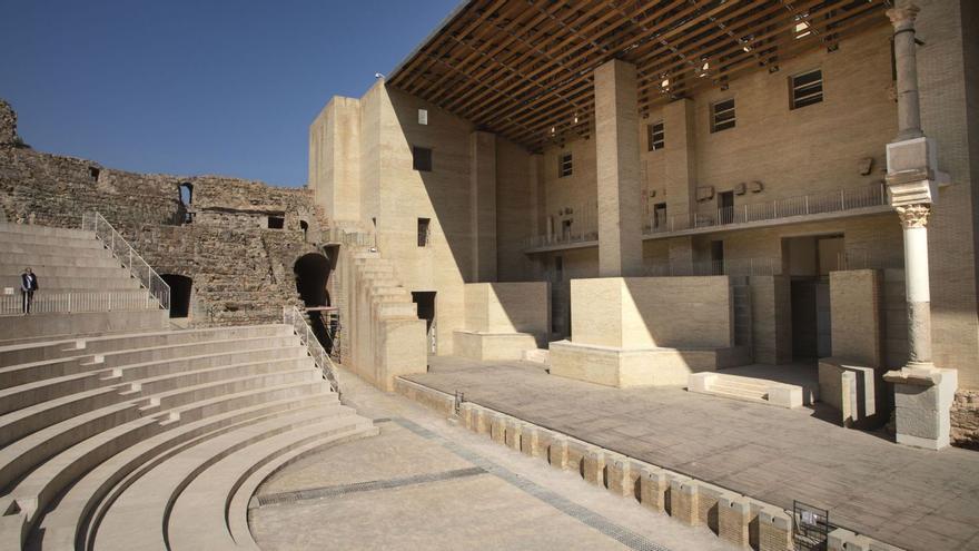 El Teatro Romano tendrá nueva tarima tras las exigencias del ayuntamiento