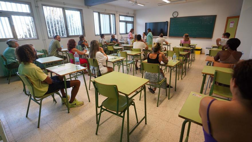 269 aspirantes pitiusos para una de las 350 plazas de técnico sanitario