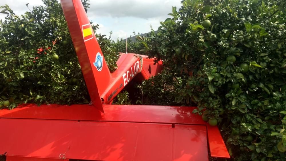 Una avioneta cae en Villar del Arzobispo y deja dos heridos