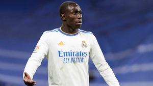 El Madrid pone a Mendy en el mercado