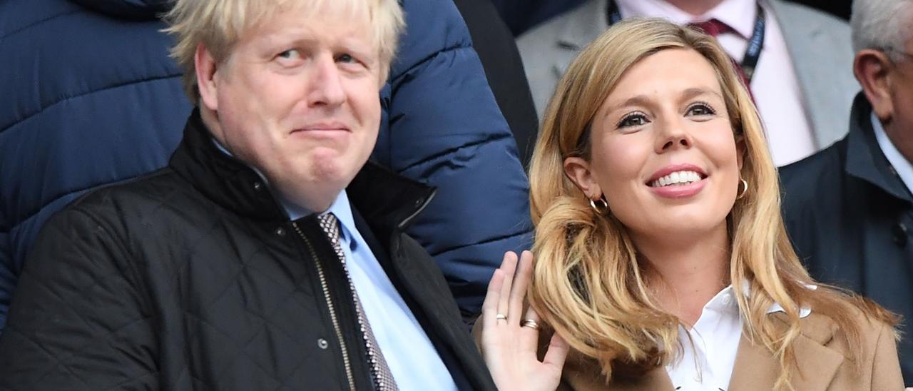 Carrie Symonds, con Boris Johnson.